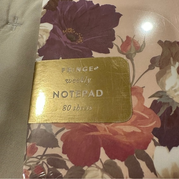 New Fringe Studio Rose Garden Large Desktop Weekly Planner - 80 Sheets - Picture 6 of 12